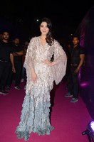 Shruti Haasan at Zee Telugu 2018 Apsara Awards